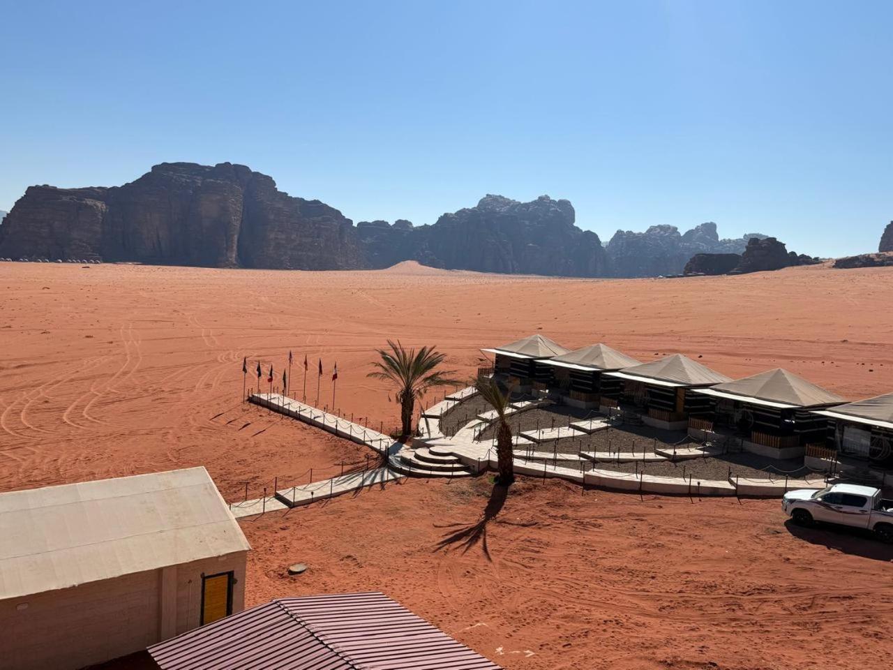 Falling Stars Camp Wadi Rum Exterior foto
